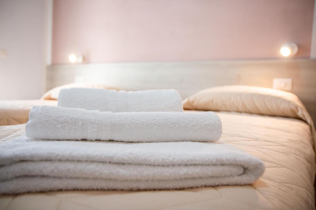 B&B Babbu Meu ボーザ エクステリア 写真